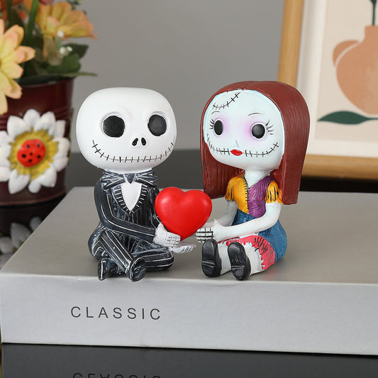 "Together Forever" Gothic Skeleton Couple Statue)