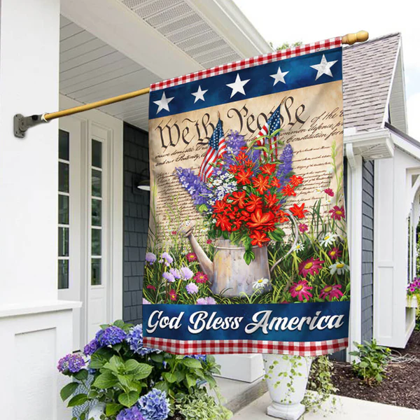 🏡 Patriotic American Flag with Eagle & Script ✒️