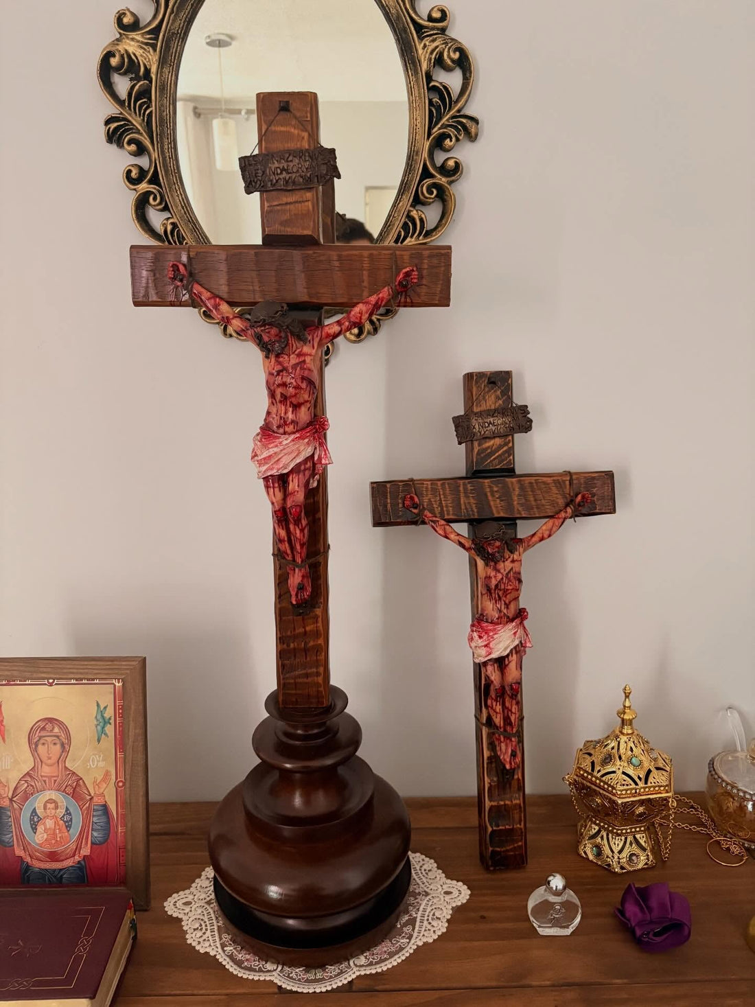 How a Crucifix Can Support Family Prayer Across Generations