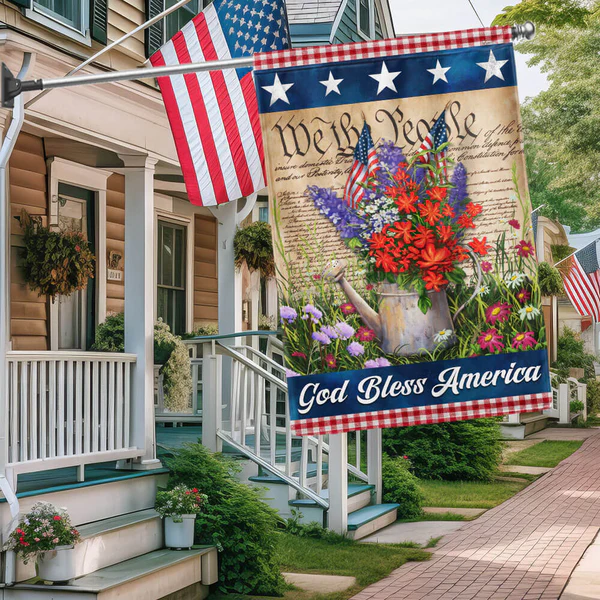🏡 Patriotic American Flag with Eagle & Script ✒️
