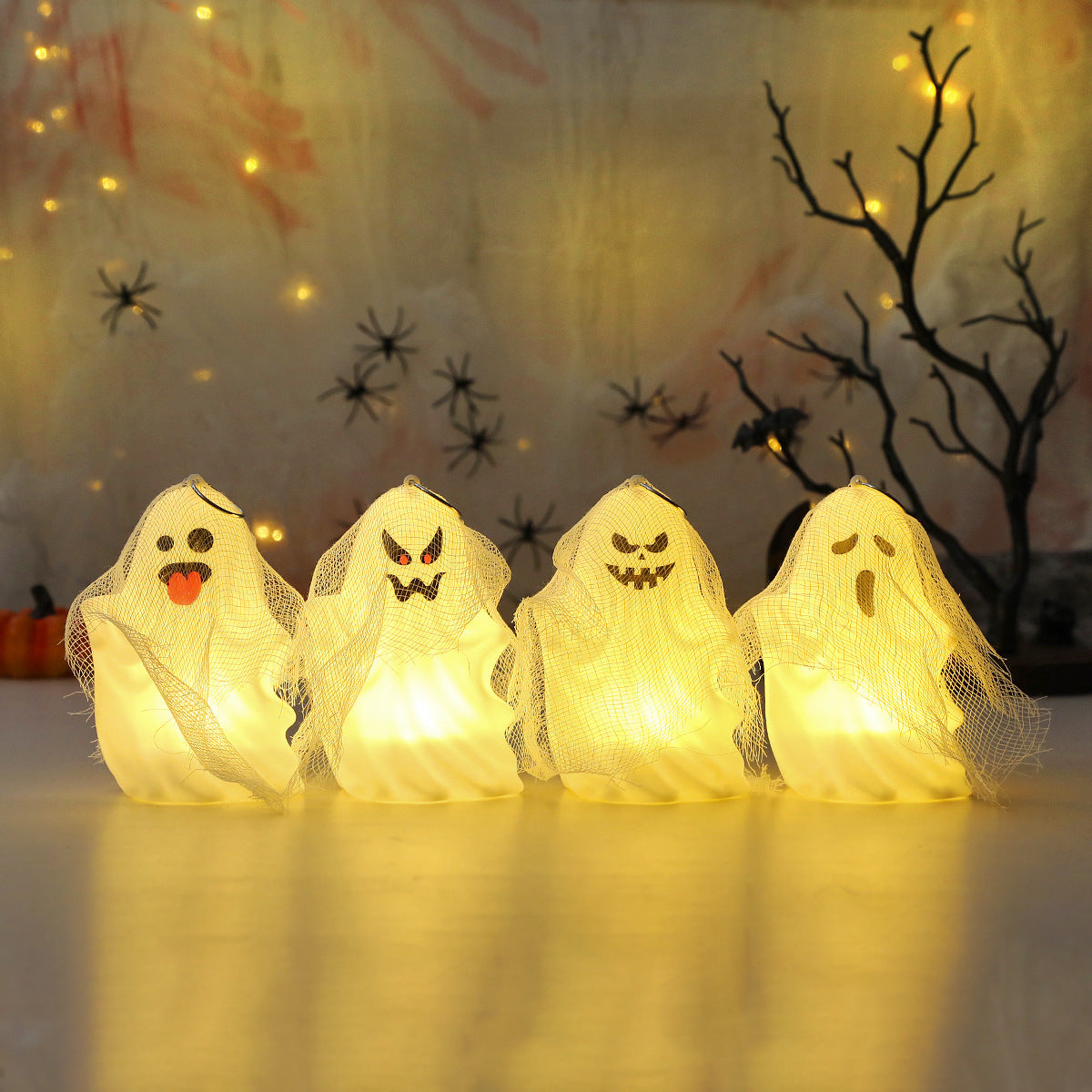 Pocket-Sized Growing Ghost Lamp - Batteries Included! 👻