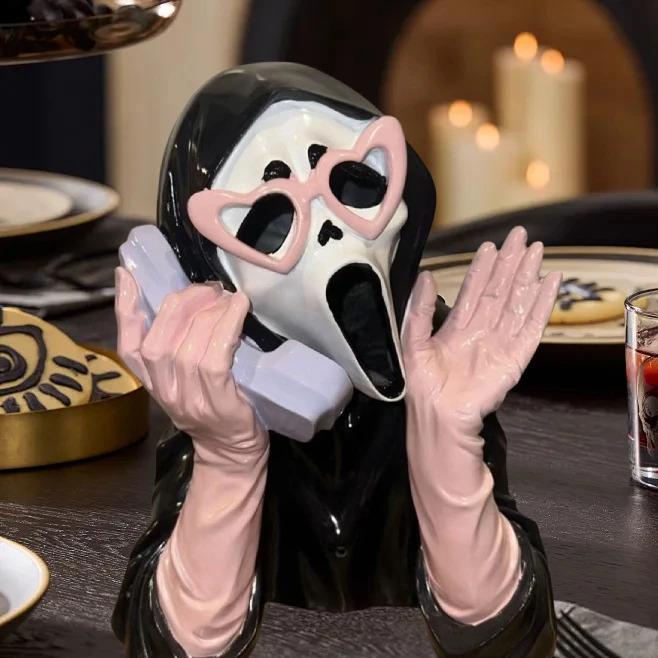 Official Scream Ghostface Statue - Tap to Light Up & Scream! Limited Edition.