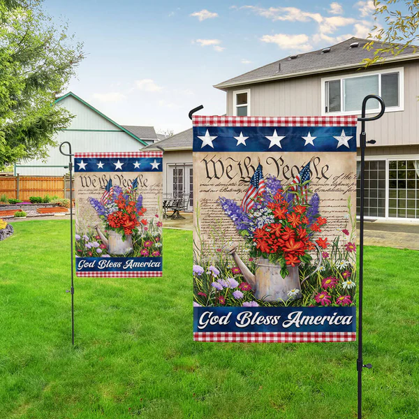 🏡 Patriotic American Flag with Eagle & Script ✒️